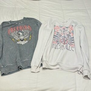 Lot of 2 Oversized graphic sweatshirt freebird boutique brand